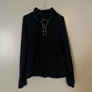 Nike Black Quarter-Zip Pullover Hoodie with Contrast Trim